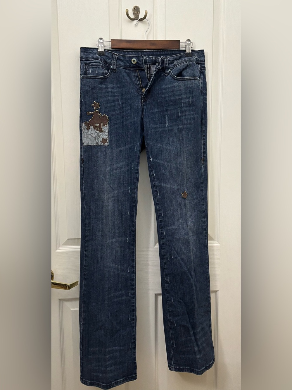 Cowgirl Tuff Dark Blue Women's Jeans with Western Patch